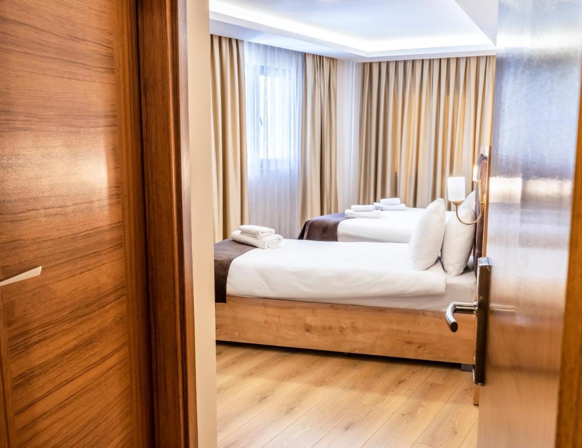 Emin Palace Hotel อิสตันบูล ภายนอก รูปภาพ